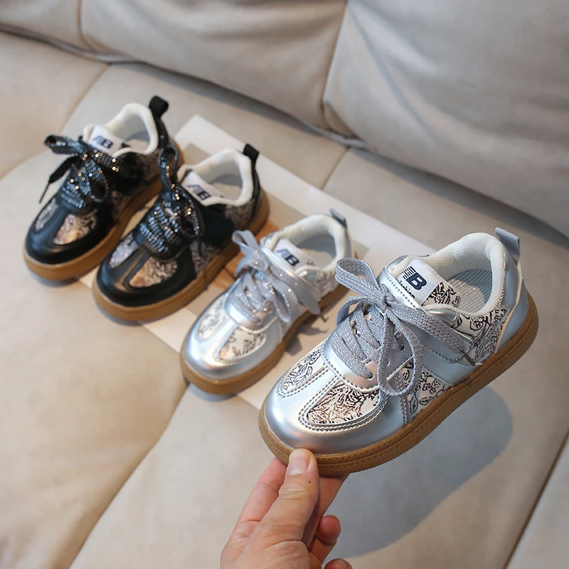 儿童运动鞋春夏新款2024女童德训鞋中大童休闲鞋子男童阿甘鞋软底