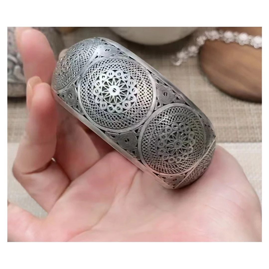 足银手镯 足银复古花丝鼓韵手镯-精美时尚