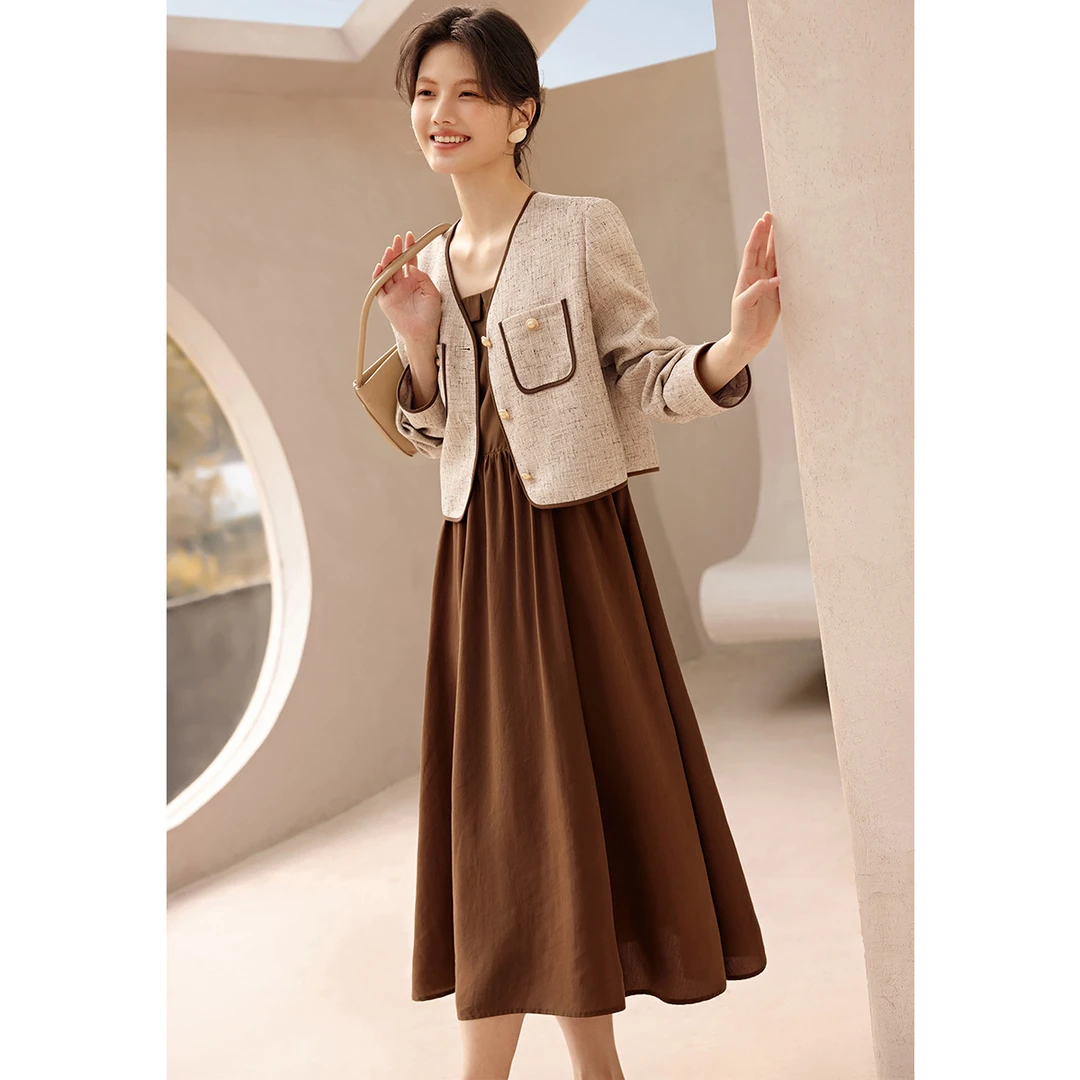 XWI/欣未2025年秋季新款韩版显瘦气质小香风外套吊带连衣裙套装女