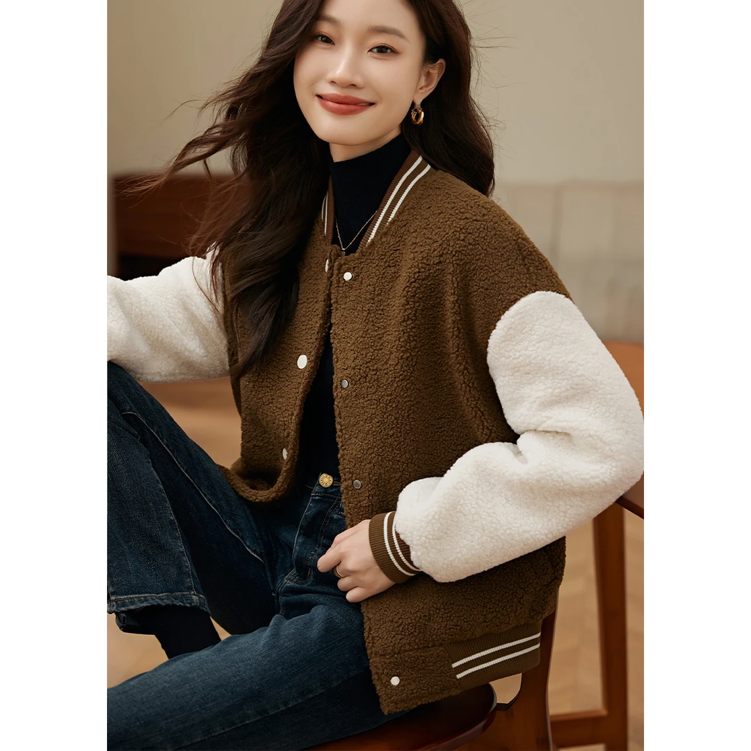 沫晗依美2025冬款拼色休闲宽松夹棉保暖仿羊羔毛颗粒棒球外套5399