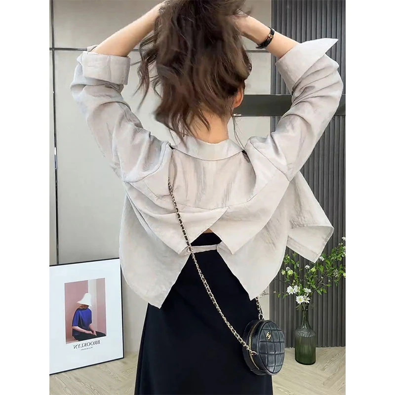 夏季新款设计感后背开叉衬衫女时尚减龄显瘦宽松短款薄款防晒衣女