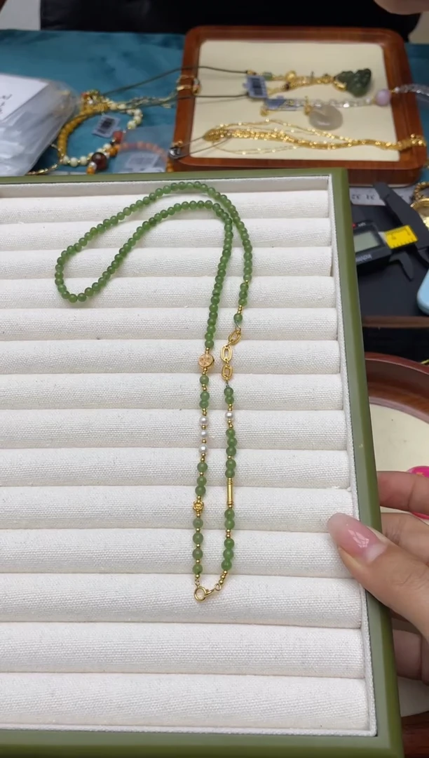 【闪购商品】定制和田玉银S925镶嵌项链（多样性发其一）（