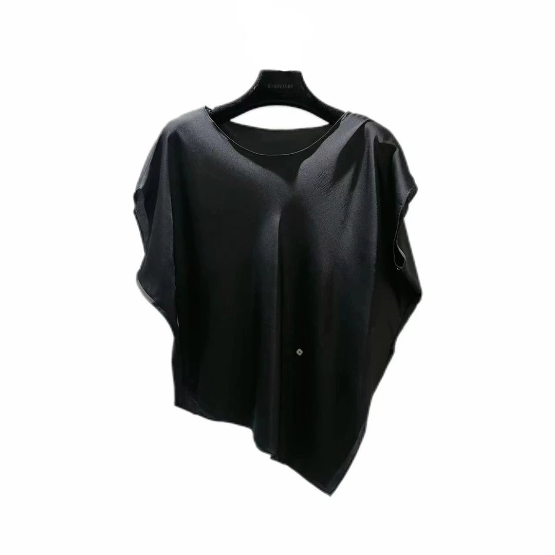 慕兰繁浮夏季新款原创设计缎面拼接一字领不规则短袖MLW-69584