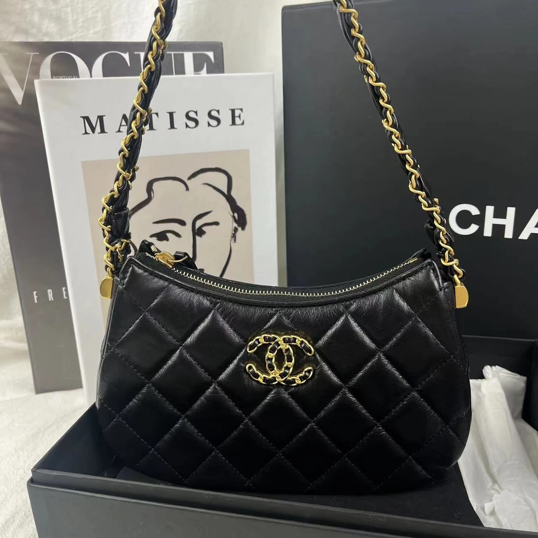 99新 Chanel/香奈儿 23khobo单肩包 芯片新款 褶皱牛小号