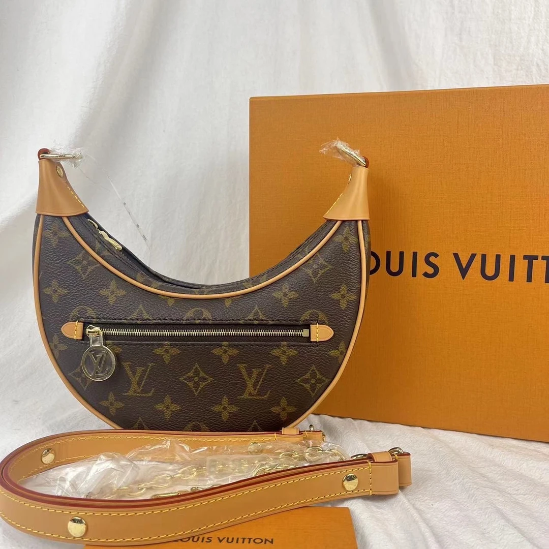 全新未使用 LouisVuitton/路易威登 lv月亮包豌豆包loop单肩包