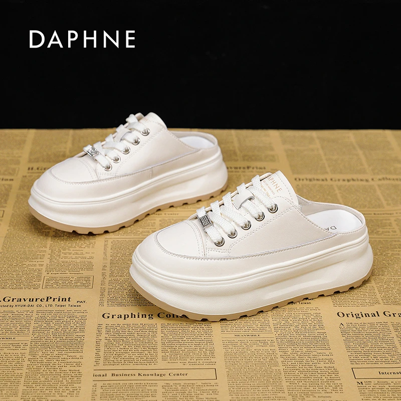 达芙妮真皮小白鞋女2025夏季新款包头拖外穿一脚蹬板鞋百搭半拖鞋