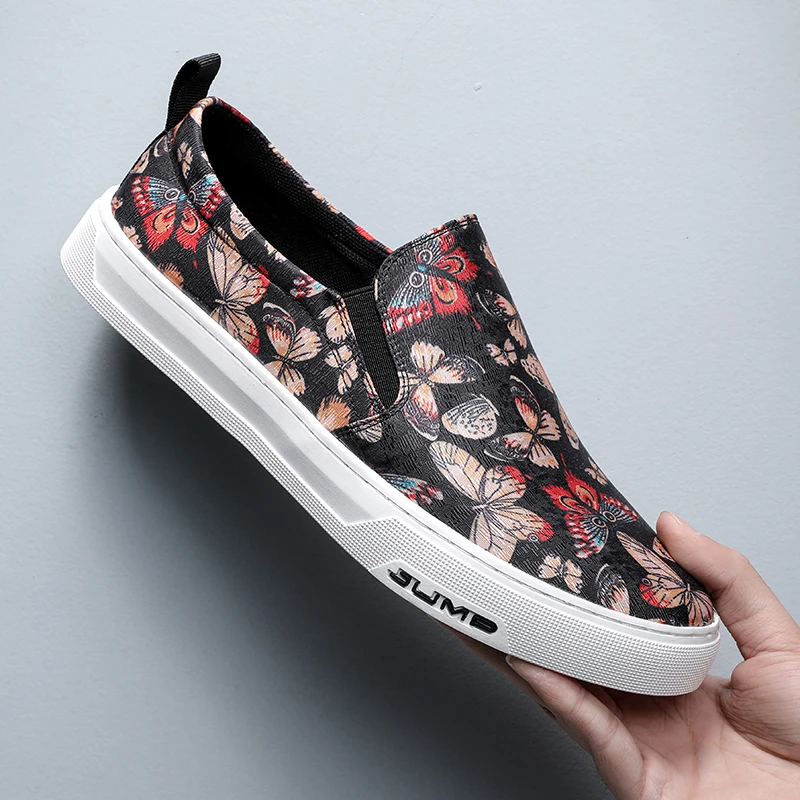 帆布鞋男鞋2025新款透气一脚蹬布鞋百搭鞋子青年蝴蝶印花休闲板鞋