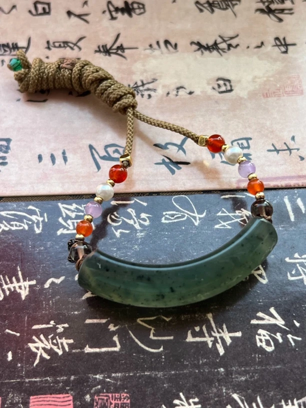 岫玉半镯水墨项链