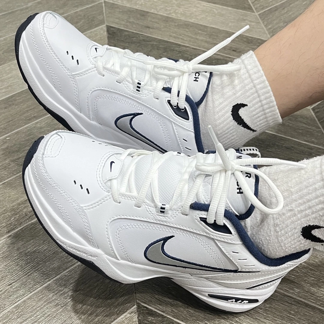 Nike/耐克 Air Monarch 4男女同款低帮复古运动休闲鞋415445-102