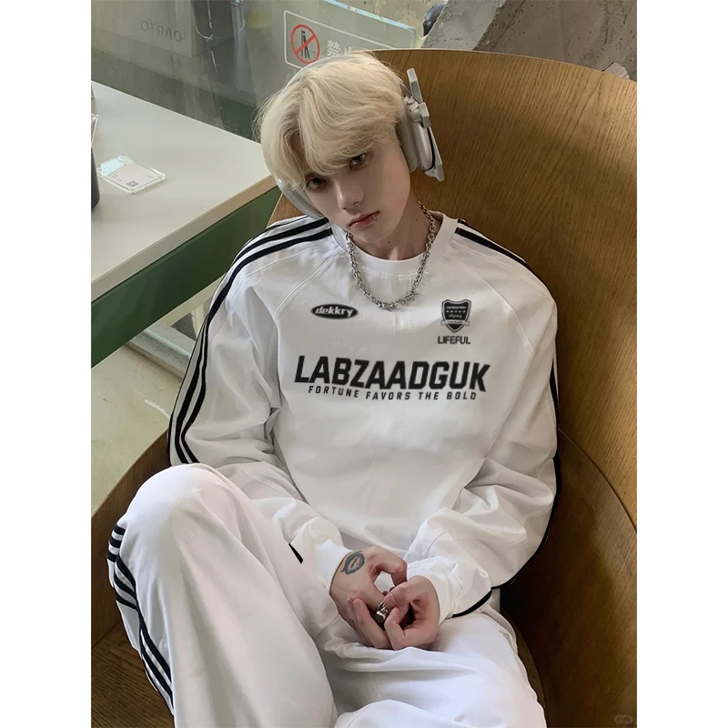 labzaa美式潮牌创意字母印花长袖t恤男秋冬季宽松纯棉三条杠上衣