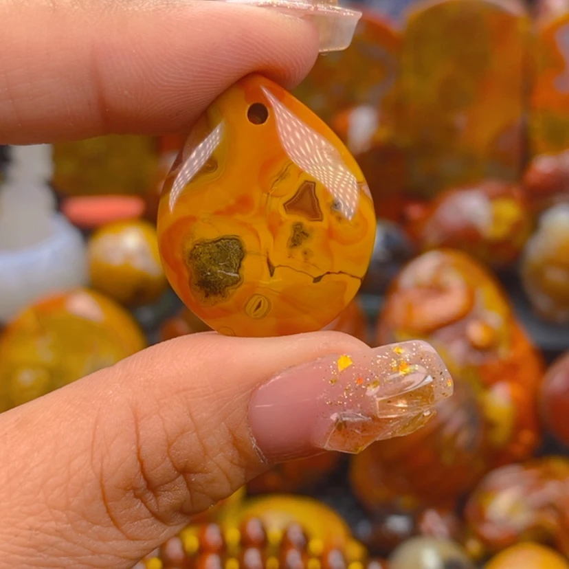 【闪购商品】玛瑙/玉髓颈饰未镶嵌战国红玛瑙