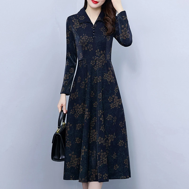 精纺亮丝印花连衣裙女2025新款秋季韩版显瘦气质过膝秋日穿搭