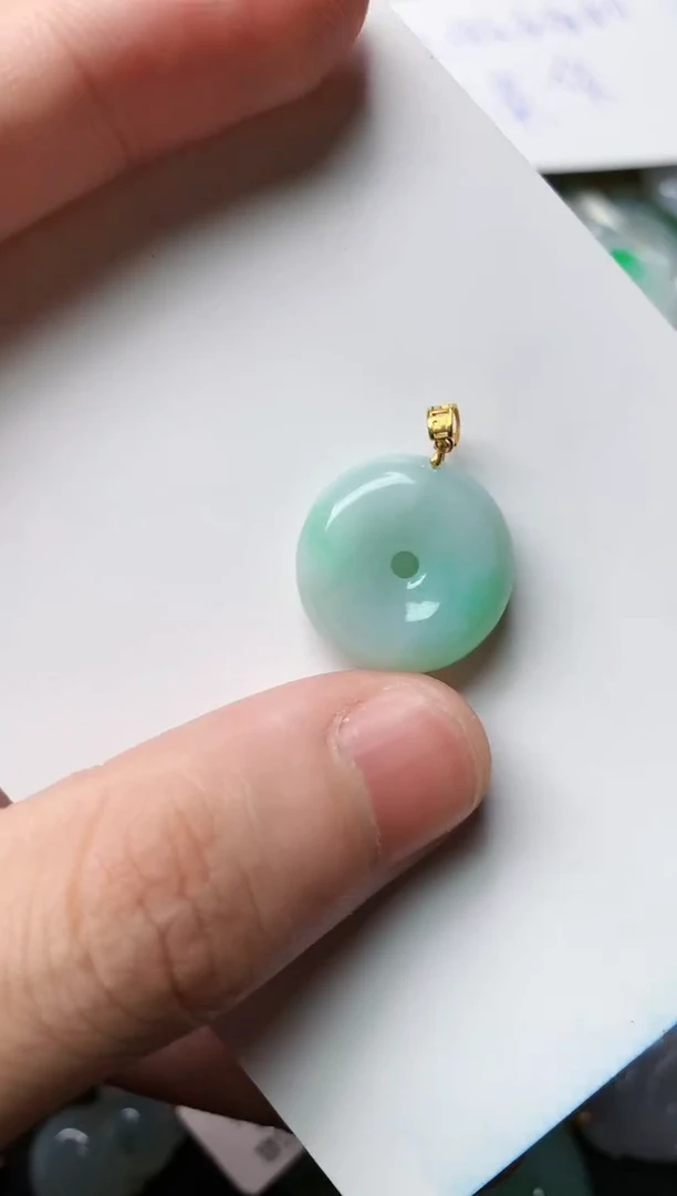 【闪购商品】翡翠颈饰18K金镶嵌25..........