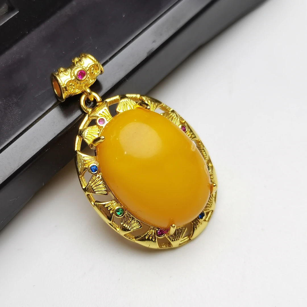 蜜蜡鸽子蛋面吊坠赠链【多样性发其一】