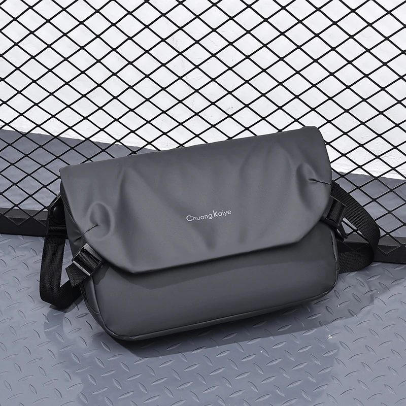 ChuongKaiye男士包包时尚休闲潮流单肩邮差包肩包邮差学生多功能