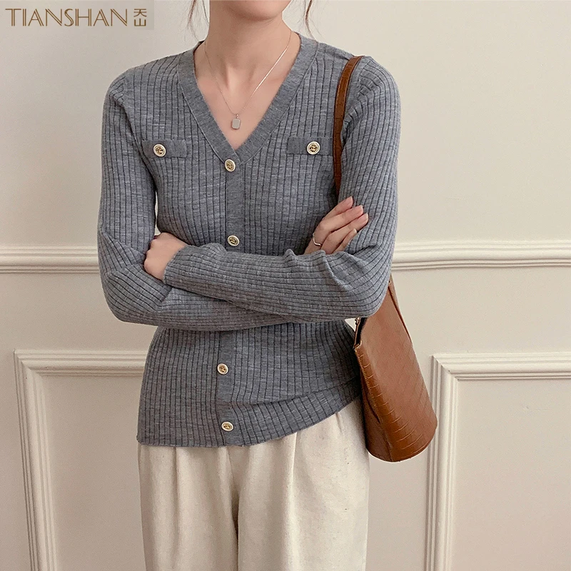 天山25春季48支16针纯精纺羊毛V领显瘦针织长袖女开衫【五粒扣】
