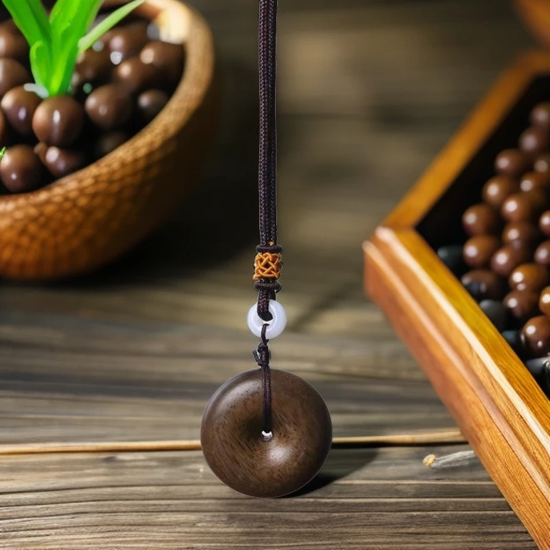 越南芽庄白棋平安扣吊坠沉香木1007