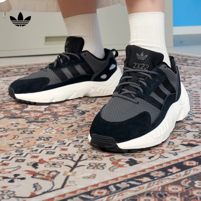 阿迪达斯官方三叶草 女款经典运动鞋 adidas GX9547