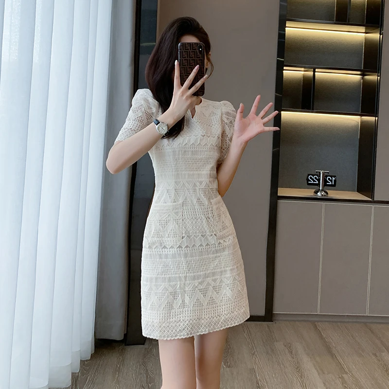 小个子法式高级感连衣裙女夏季新款高端轻奢精致时尚显瘦蕾丝裙子