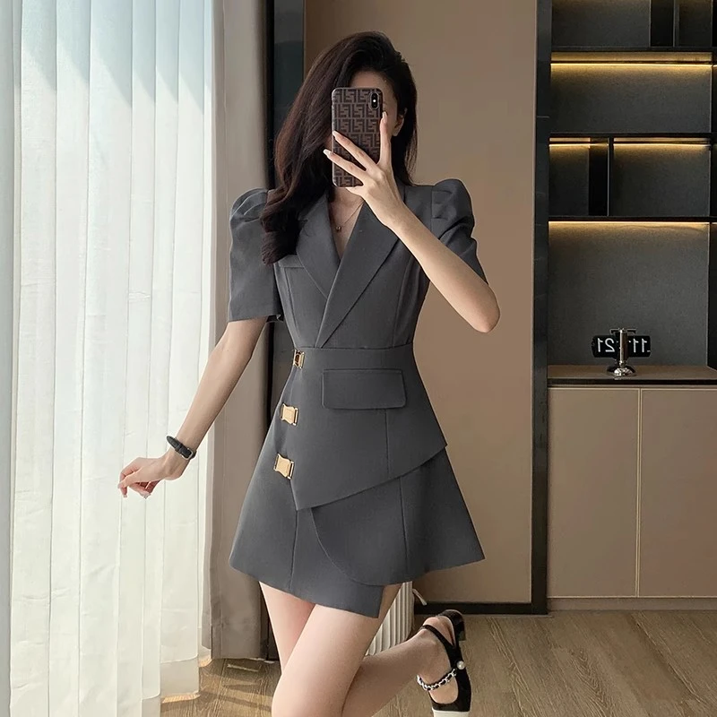 夏季高级感气质裙子女设计感时尚小个子高冷御姐风显瘦西装连衣裙