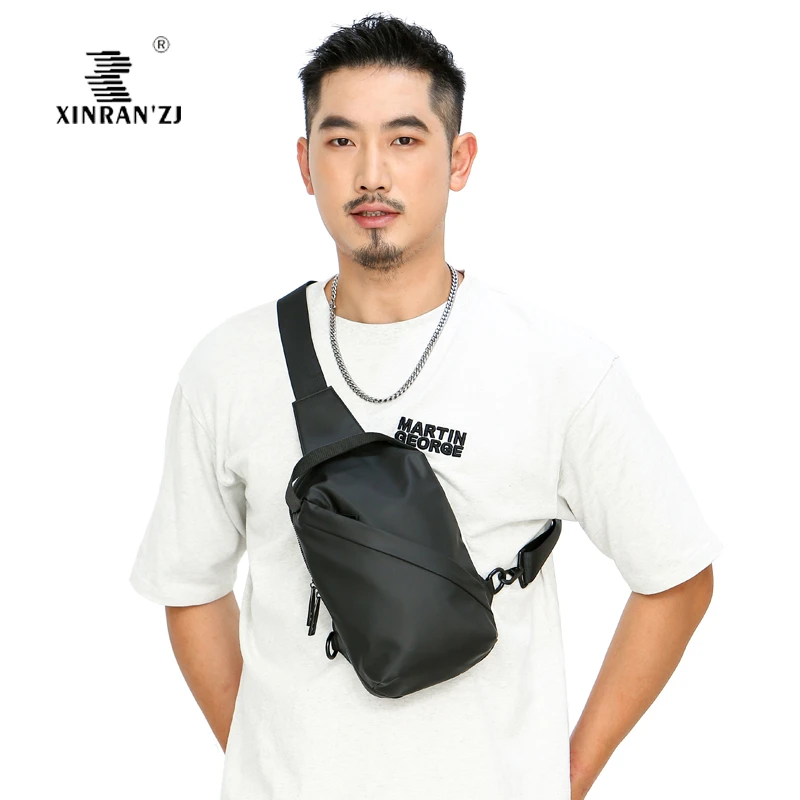 轻便防水男士休闲胸包斜挎包多功能机车骑行小型单肩包韩版潮胸包