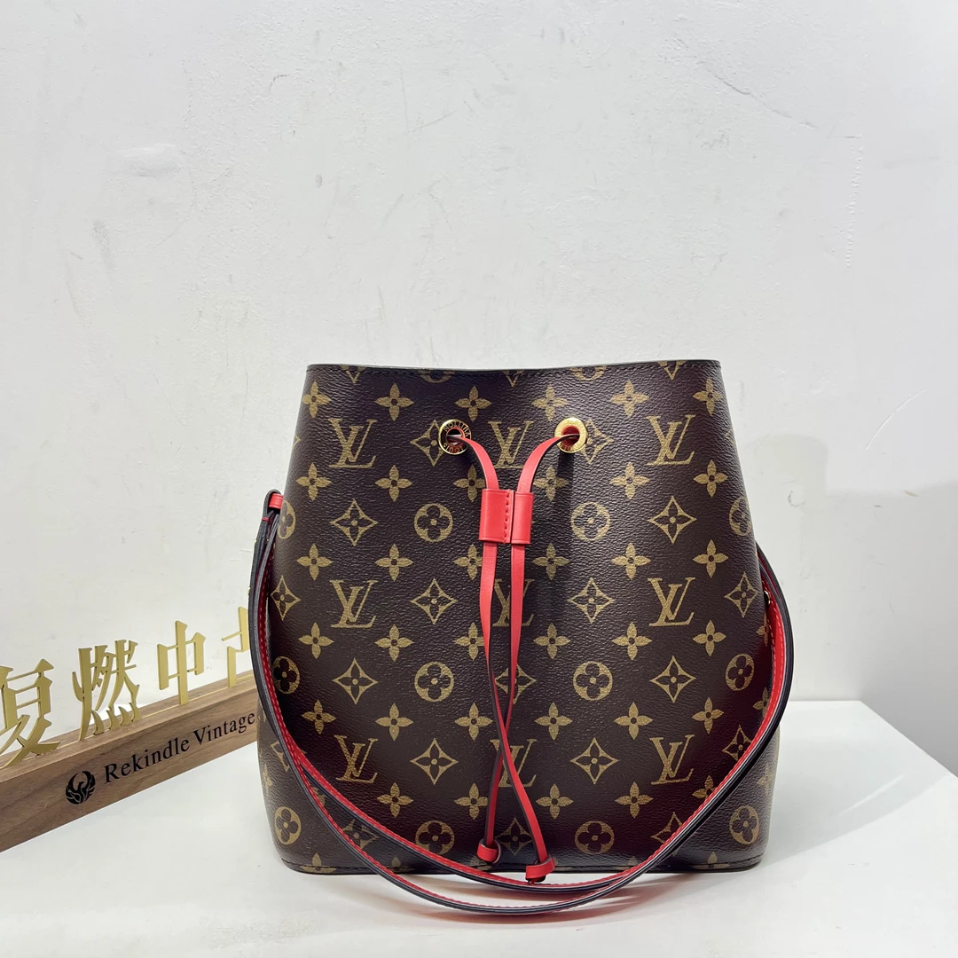 95新 LouisVuitton/路易威登 复燃精选/LV 老花红内抽绳水桶