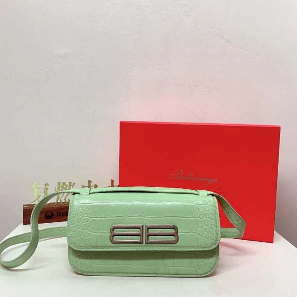 99新 Balenciaga/巴黎世家 复燃精选/薄荷绿鳄鱼纹 gossip bag