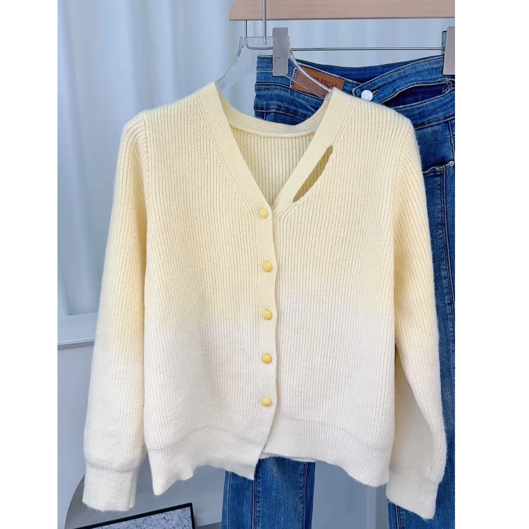 2024秋冬新款穿搭渐变杏长袖针织衫女设计感小众不对称宽松上衣