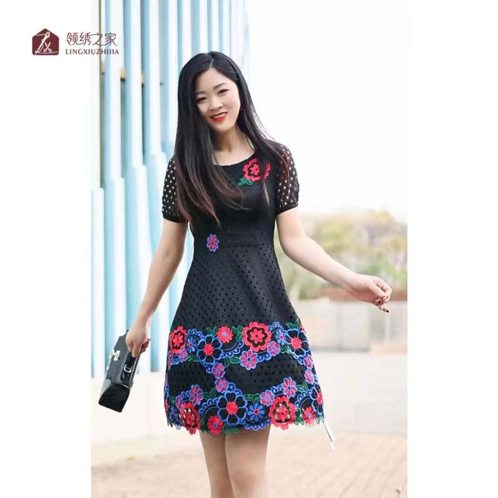 蕾丝绣花连衣裙台湾装妈妈装#L700753H-03显瘦夏季气质时尚拼接