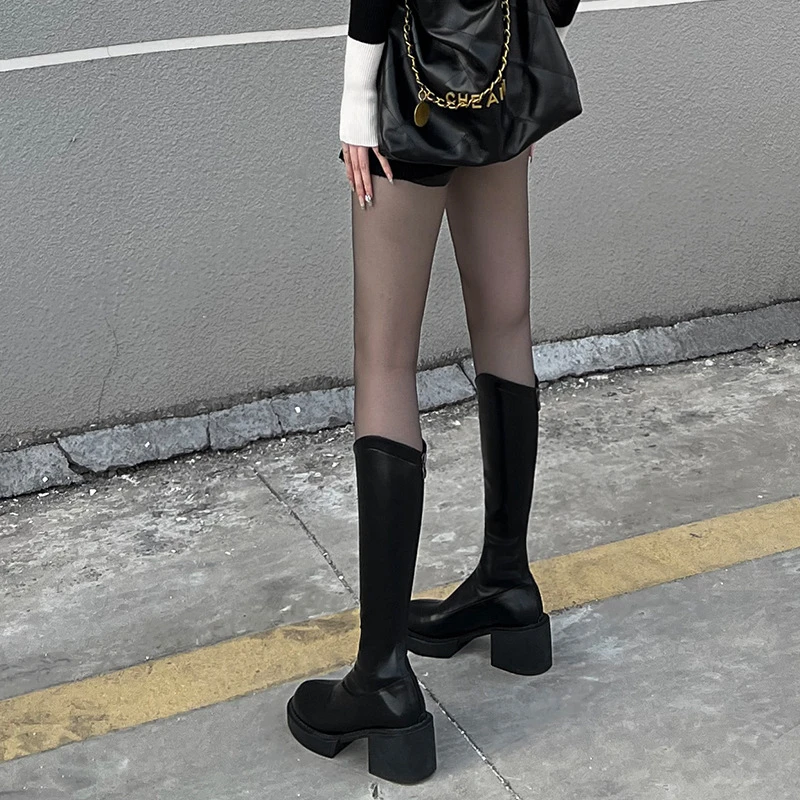 UHCK长筒靴女2024新款高跟骑士靴细腿包腿长靴V口小个子小鸟腿瘦