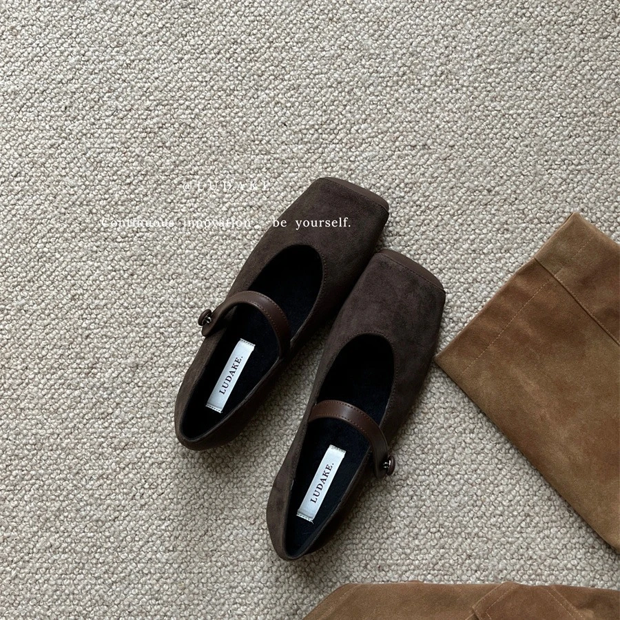 UHCK方头玛丽珍鞋女鞋子2025年秋冬新款绒面一字带复古配裙子加绒