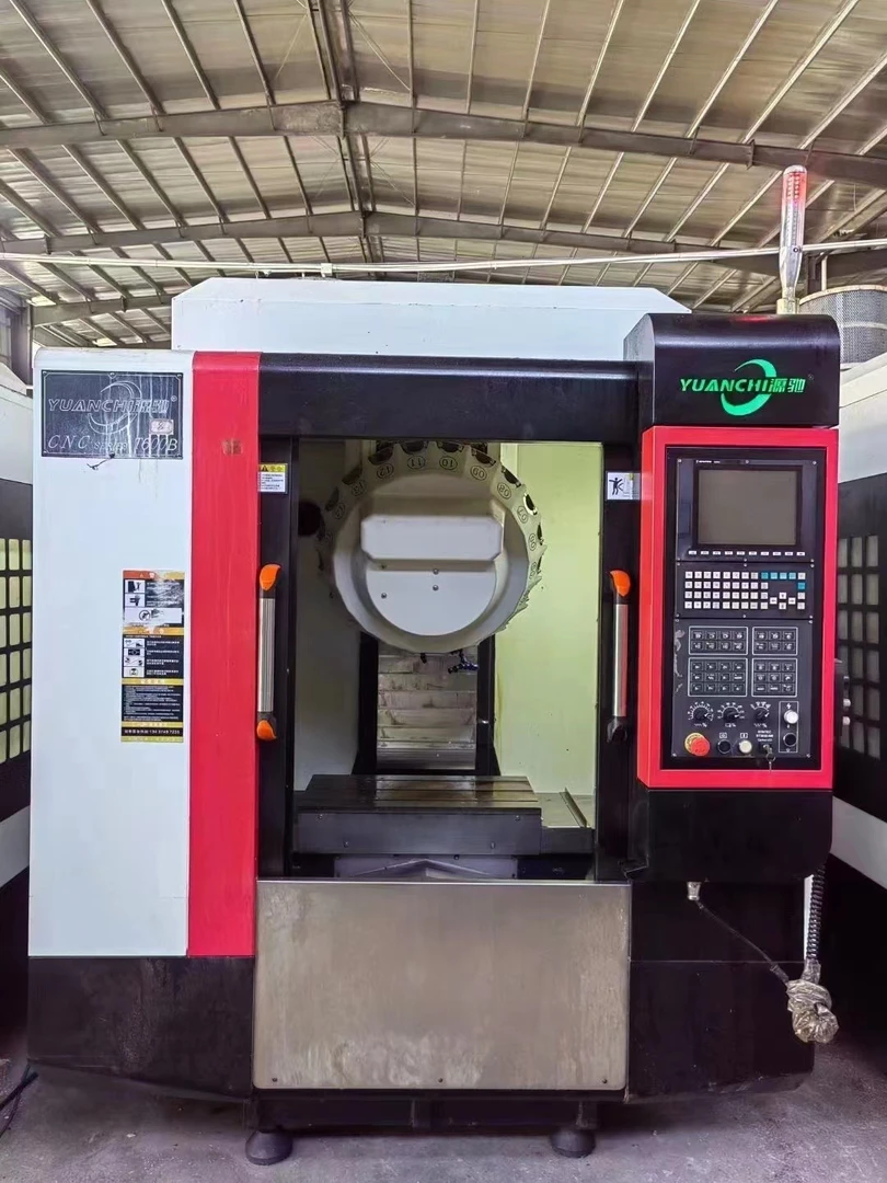 源驰T6 钻攻机三台21刀普通刀库，主轴24000转，新代21 M A系统22年