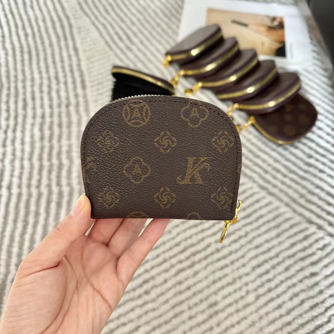 小太阳压花皮多层卡包