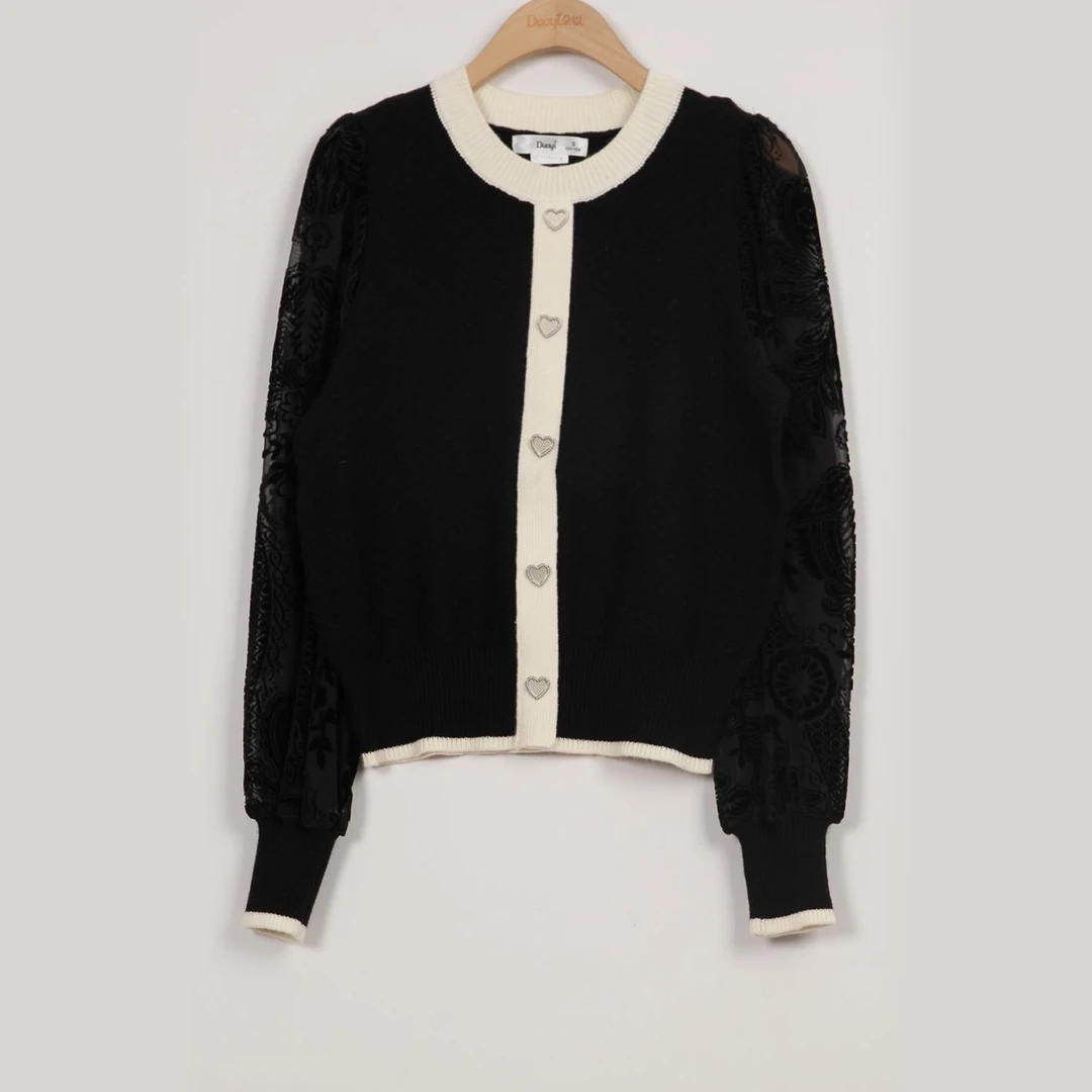 【向涵之同款】朵以冬季新款法式气质蕾丝长袖针织衫38DD530118