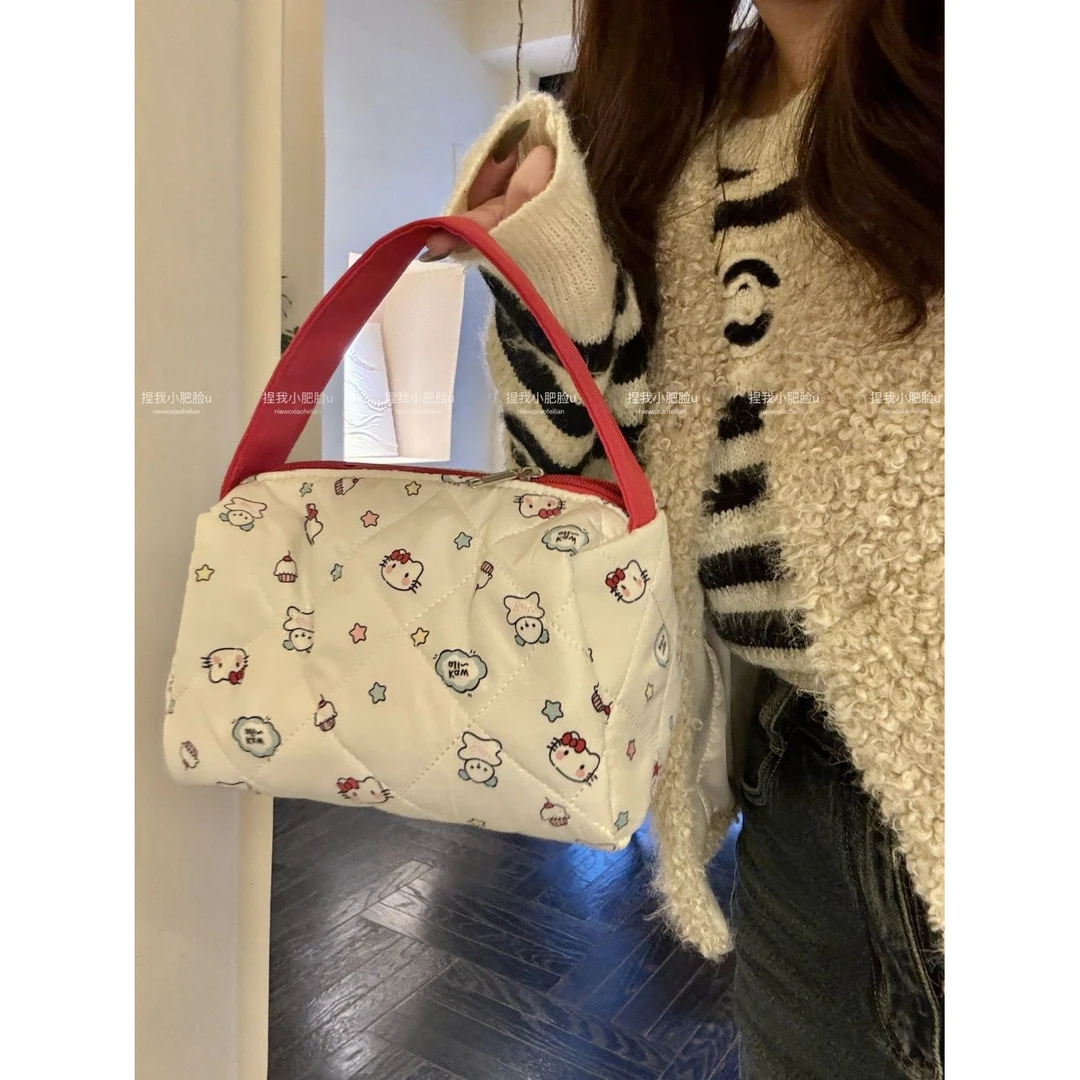 秋冬新款kt猫大容量化妆包便携收纳包洗漱包立体超可爱手提包女yj