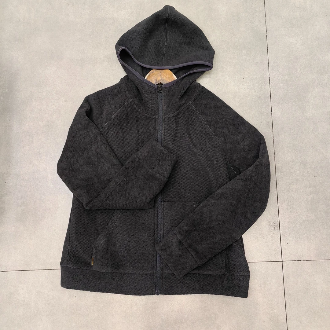 菲玛时尚拉链帽衫外套休闲连帽保暖秋冬运动户外女款