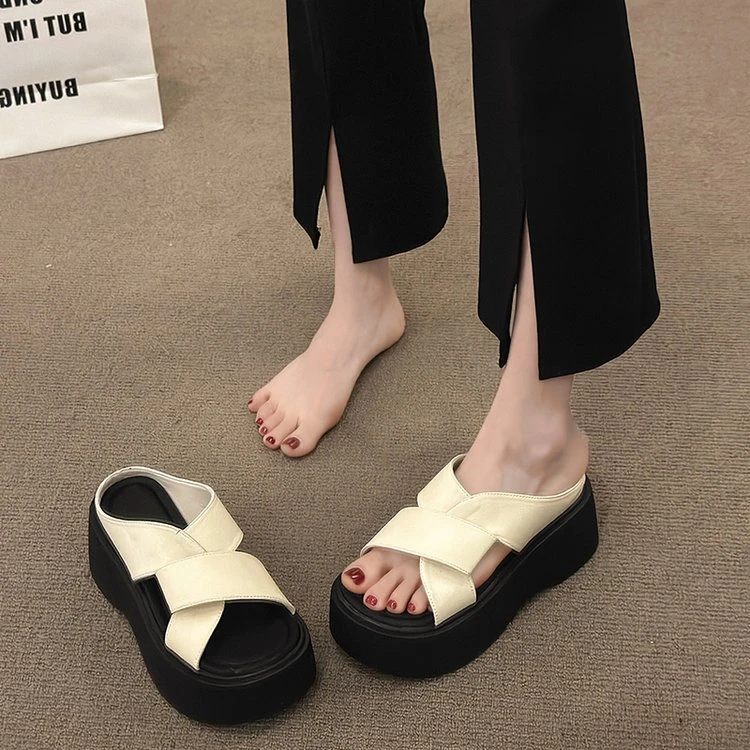 网红凉拖2024夏季新款时尚外穿罗马凉拖休闲百搭高跟一字凉拖鞋女