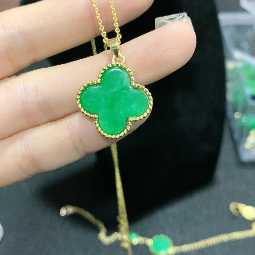 【闪购商品】翡翠颈饰未镶嵌