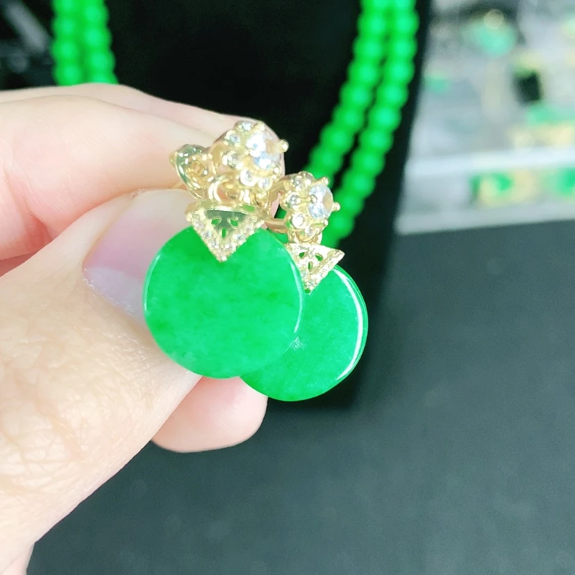 【闪购商品】翡翠耳饰未镶嵌