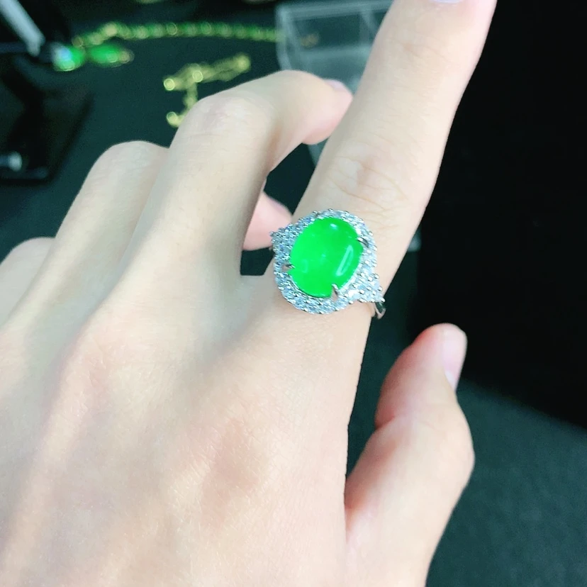 【闪购商品】翡翠耳饰未镶嵌