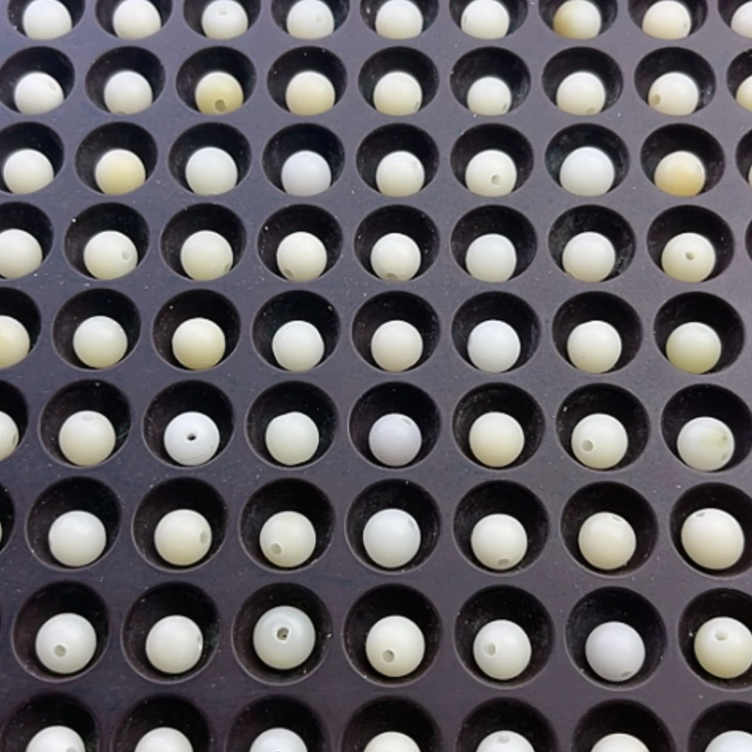 【闪购商品】白玉菩提吊坠瑕疵8白玉圆100卡灯牌宠200