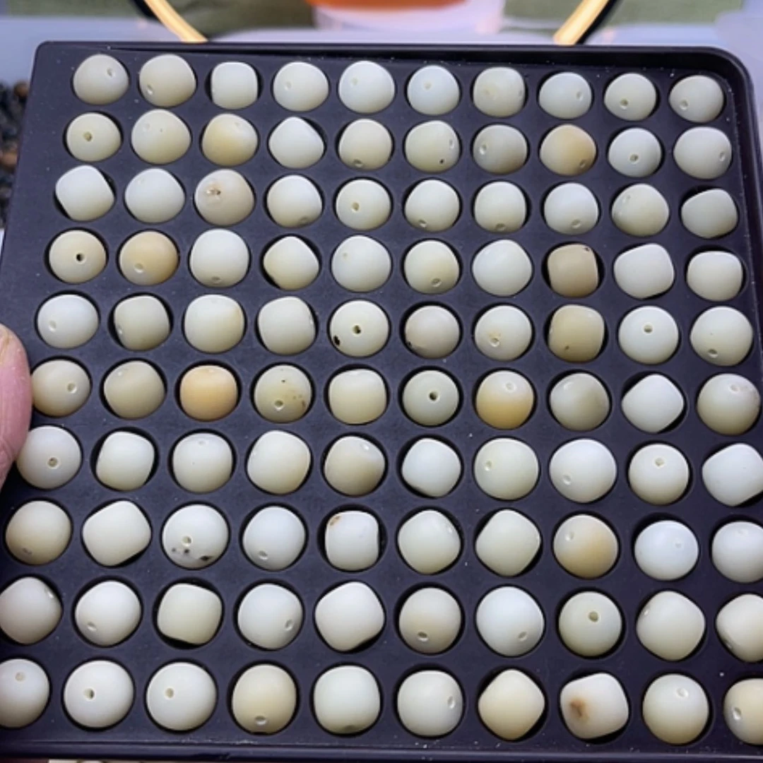 【闪购商品】白玉菩提吊坠瑕疵12哑光100卡灯牌宠100