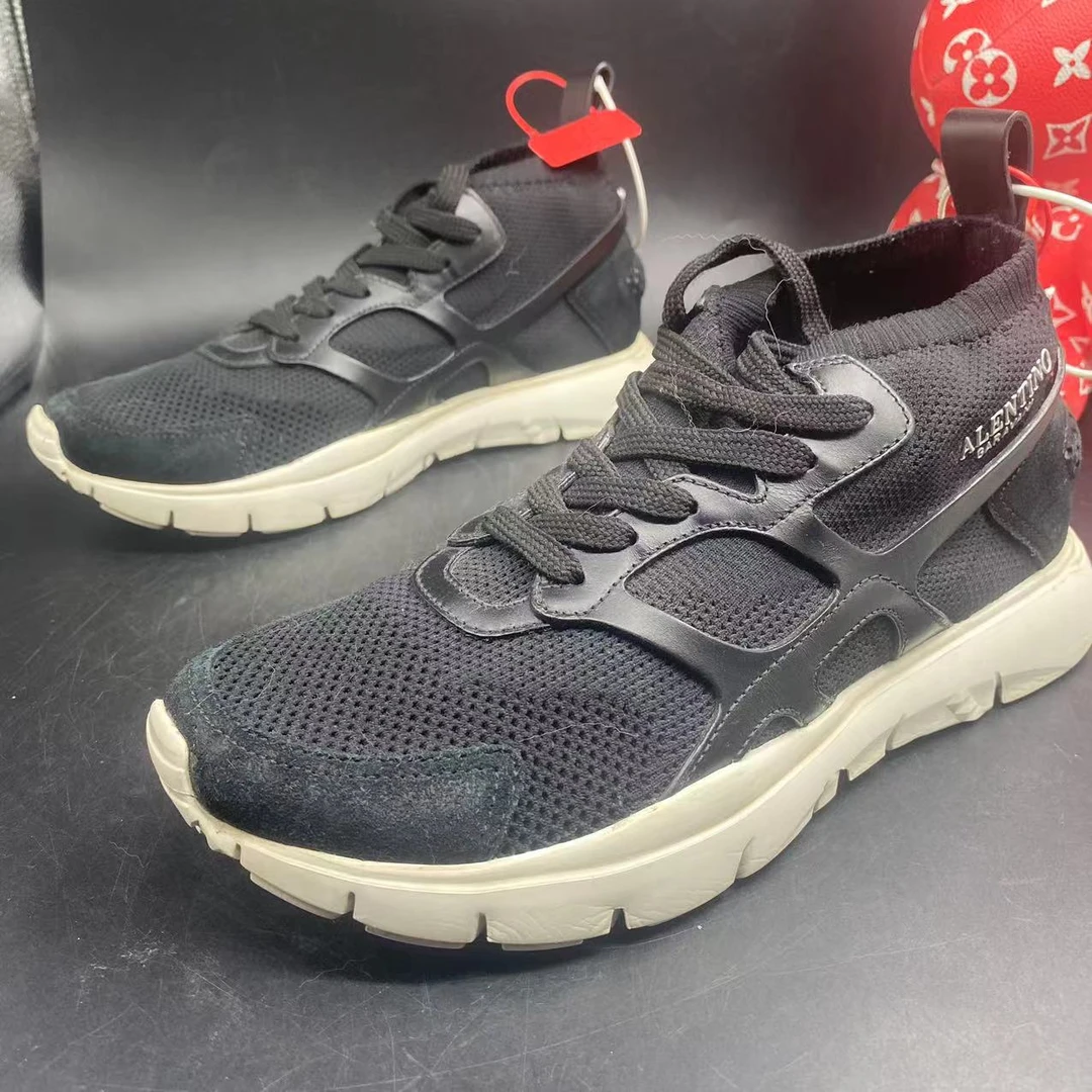 【147折扣】Valentino/华伦天奴 经典黑网眼透气运动鞋舒适39欧正品