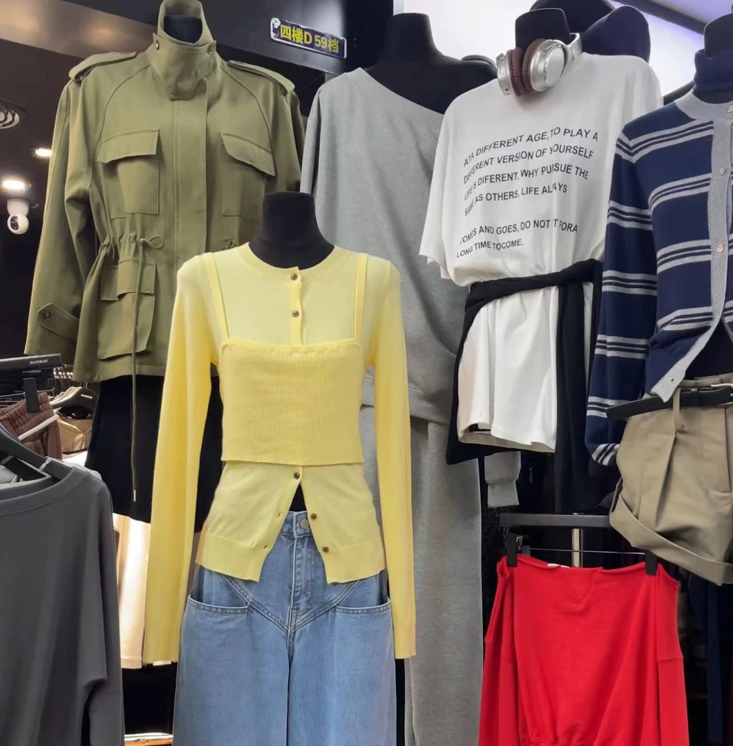 JUANMAO 福秒（1jm26512#）真两件～奶油黄吊带显瘦针织衫12-20