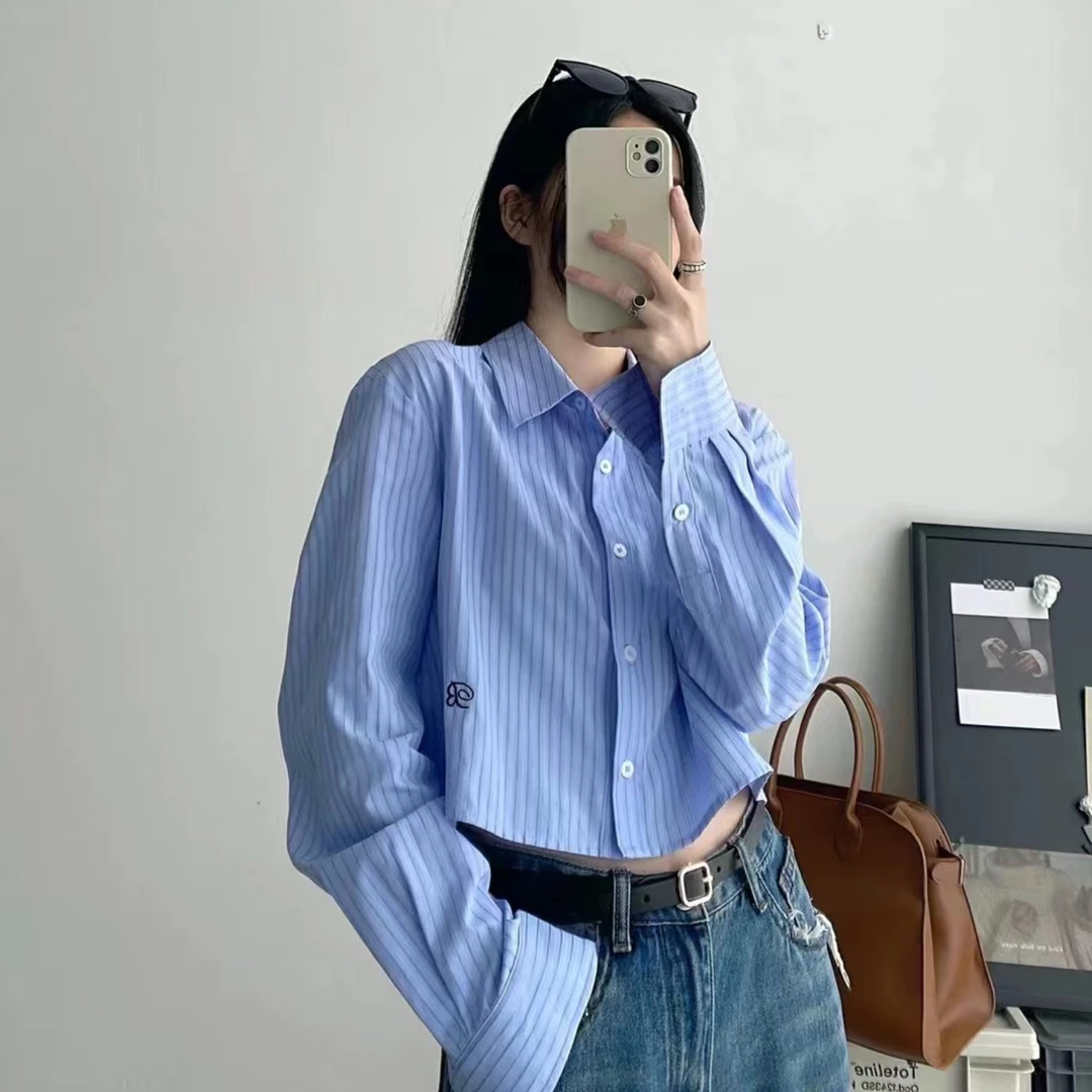 HELLO 福秒(1HE8876#)侧面小设计~短款条纹衬衫8-16