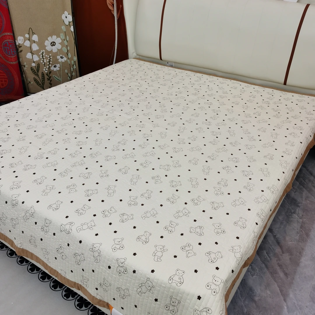 【卡通熊水洗棉绗绣】200cm*230cm（正负5厘米误差）床盖（不带枕套）