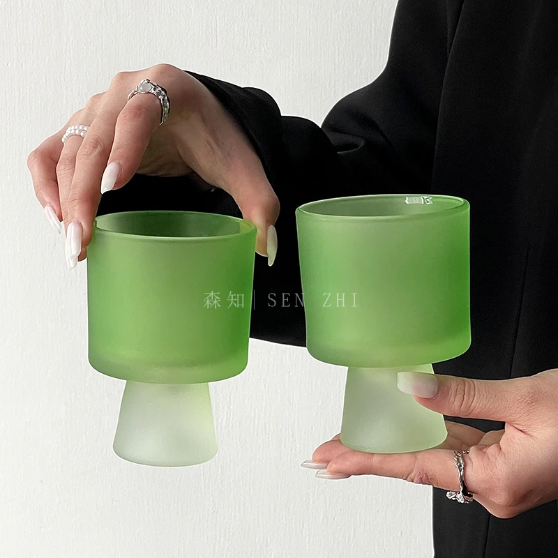 ins磨砂绿玻璃杯高脚甜品杯小众设计家用喝水杯高颜值咖啡杯茶杯