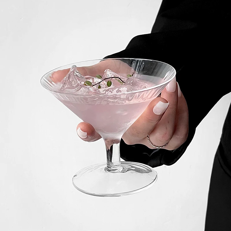 个性创意调酒杯马天尼杯玻璃喇叭布丁杯饮料杯阔口杯子特调茶杯