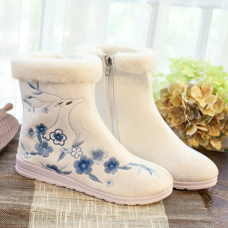 汉服靴冬季加绒保暖棉靴老北京绣花靴平底古风鞋子女汉服鞋布靴厚
