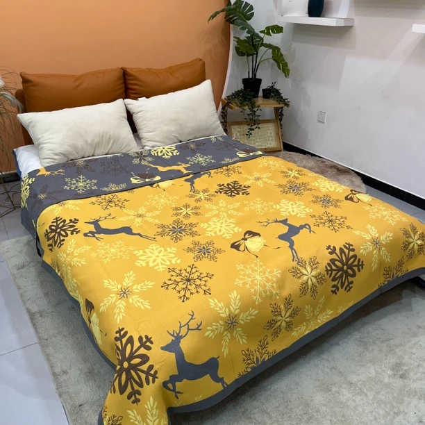 662黄色小鹿盖毯200-230